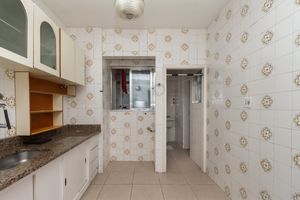 Image 14 - 924702
