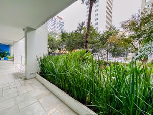 Image 26 - 924702