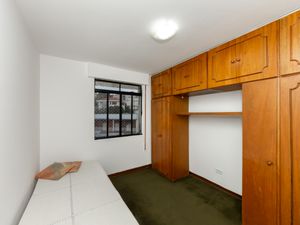 Image 20 - 924727