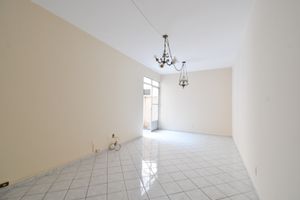 Image 3 - 924729