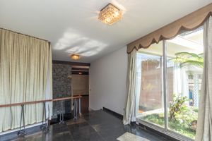 Image 33 - 924732
