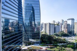 Image 14 - 924735