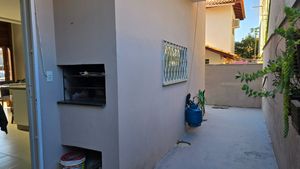 Image 31 - 924738