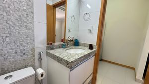 Image 5 - 924742