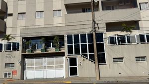 Image 33 - 924742