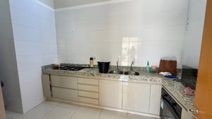Image 31 - 924742