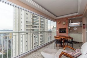 Image 8 - 924743