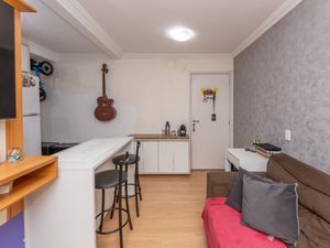 Image 4 - 924745