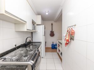 Image 9 - 924745