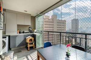 Image 2 - 924748
