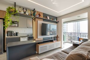 Image 6 - 924748
