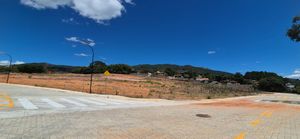 Image 2 - 924749