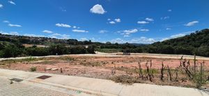 Image 3 - 924749