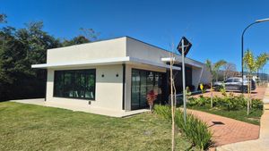 Image 4 - 924749