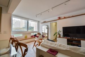 Image 3 - 924750