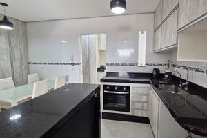 Image 21 - 924752
