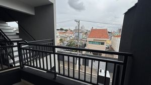 Image 5 - 924754