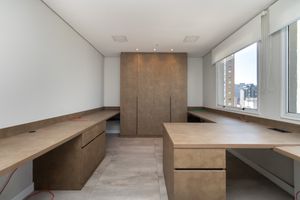 Image 2 - 924757