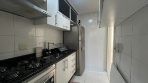 Image 14 - 924761