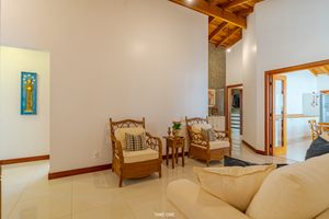 Image 17 - 924764