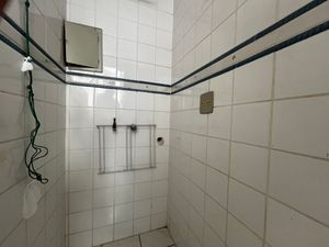 Image 11 - 924767