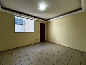 Image 3 - 924767