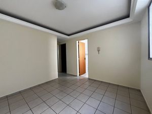 Image 4 - 924767
