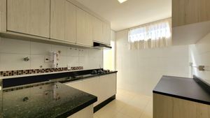 Image 5 - 924773