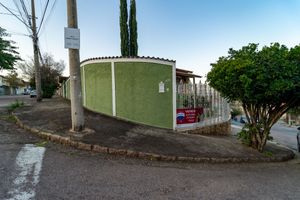 Image 1 - 924776