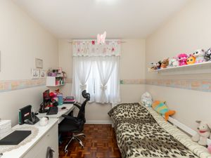Image 15 - 924778