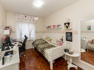 Image 14 - 924778