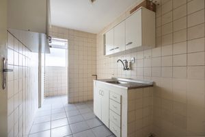 Image 17 - 924782
