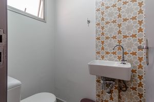 Image 21 - 924788