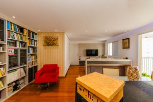 Image 7 - 924789