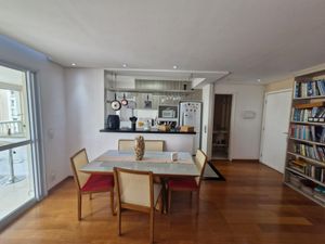 Image 16 - 924789