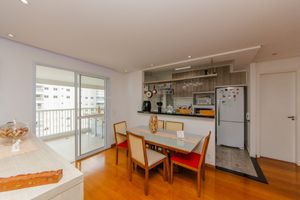 Image 4 - 924789