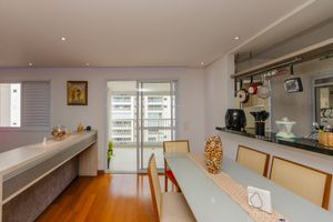 Image 10 - 924789