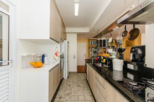 Image 19 - 924789