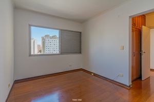 Image 19 - 924792