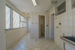 Image 23 - 924792