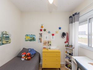Image 8 - 924799