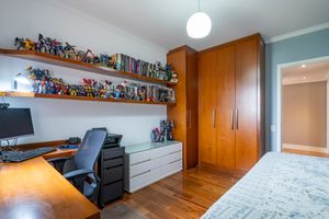 Image 31 - 924804