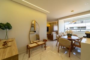 Image 4 - 924814