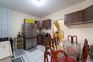Image 7 - 924816