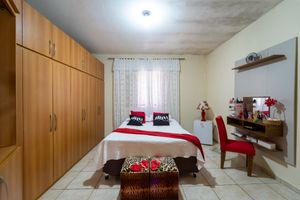 Image 19 - 924816