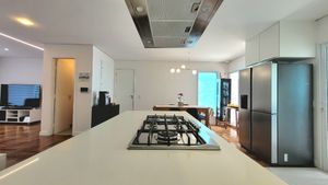 Image 21 - 924824