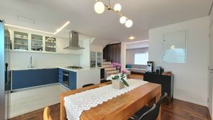 Image 14 - 924824