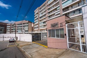 Image 1 - 924826