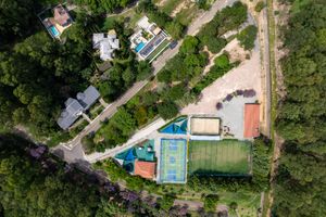 Image 2 - 924830