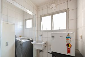 Image 18 - 924831